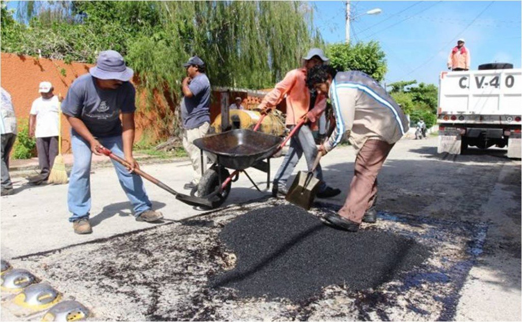 Intensifican el programa de bacheo de las calles de Mérida Intensifican el programa de bacheo de las calles de Mérida