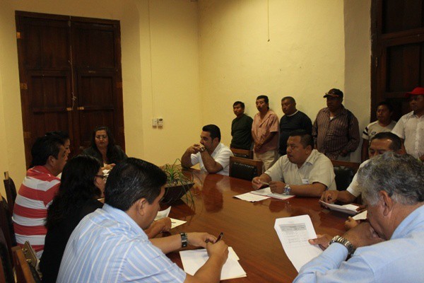 Aprueban paquetes de obras en Tekax Aprueban paquetes de obras en Tekax