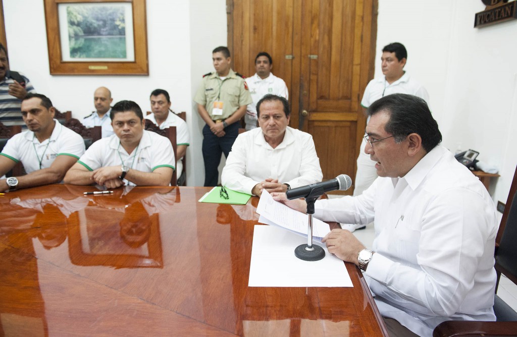 Premian a ganadores del Concurso de Marcialidad y Gallardía Premian a ganadores del Concurso de Marcialidad y Gallardía