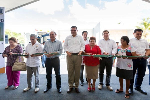 Inauguran la primera etapa del nuevo Centro de Salud en Celestún Inauguran la primera etapa del nuevo Centro de Salud en Celestún