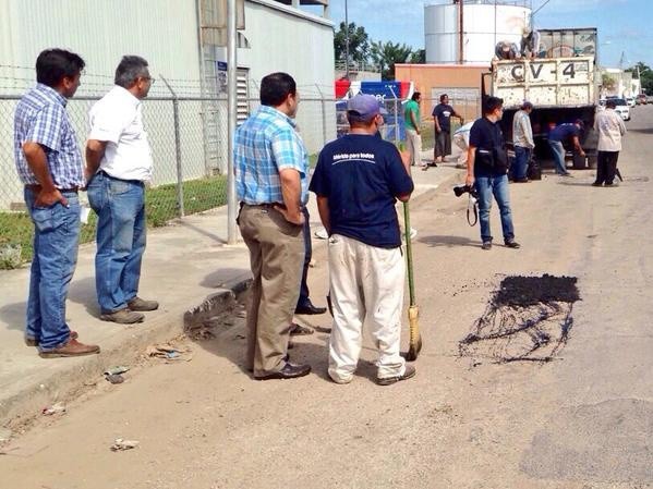 Implementan un nuevo material para el bacheo de calles Implementan un nuevo material para el bacheo de calles