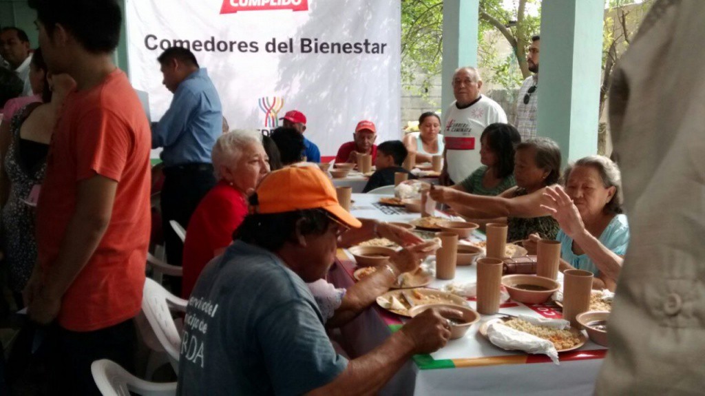 Personas de la tercera edad los más beneficiados con los comedores del Bienestar Personas de la tercera edad los más beneficiados con los comedores del Bienestar