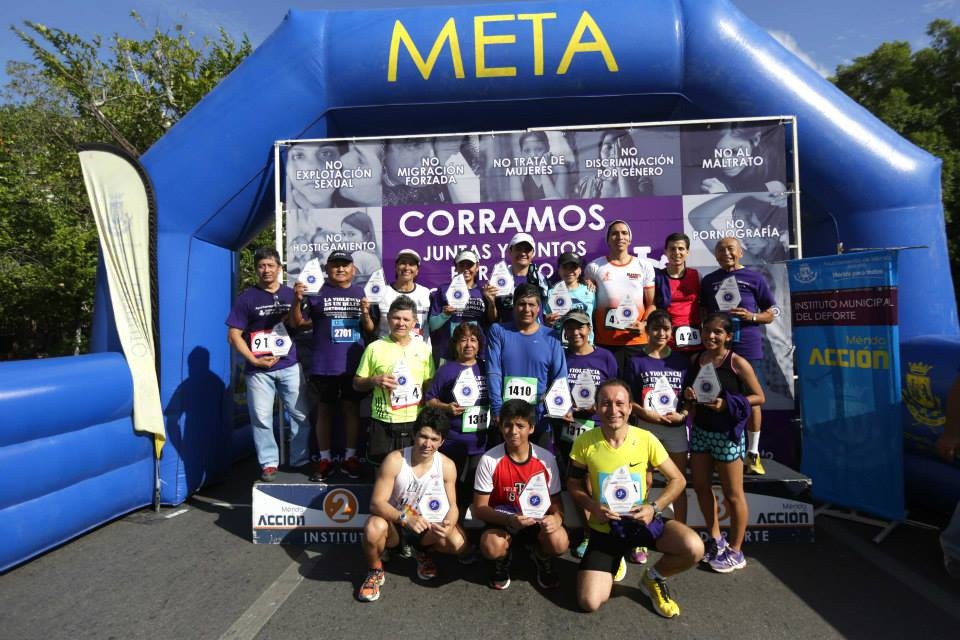 Realizaron caminata por la no violencia contra la mujer Realizaron caminata por la no violencia contra la mujer