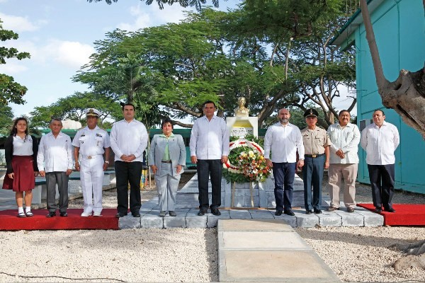 Recuerdan legado de Alfredo Barrera Vásquez