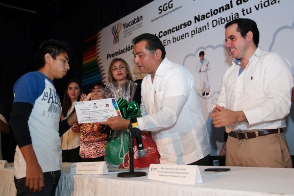 El Gobierno trabaja para que los jóvenes tengan mayores oportunidades El Gobierno trabaja para que los jóvenes tengan mayores oportunidades