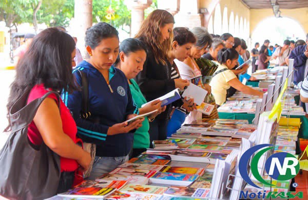 Inauguran en Valladolid XVIII Feria Municipal del Libro Inauguran en Valladolid XVIII Feria Municipal del Libro