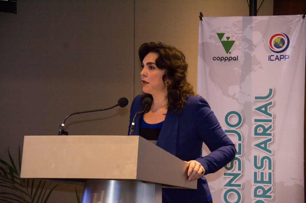 Apuesta México a consolidarse como importante polo de atracción de inversiones: Ivonne Ortega Apuesta México a consolidarse como importante polo de atracción de inversiones: Ivonne Ortega