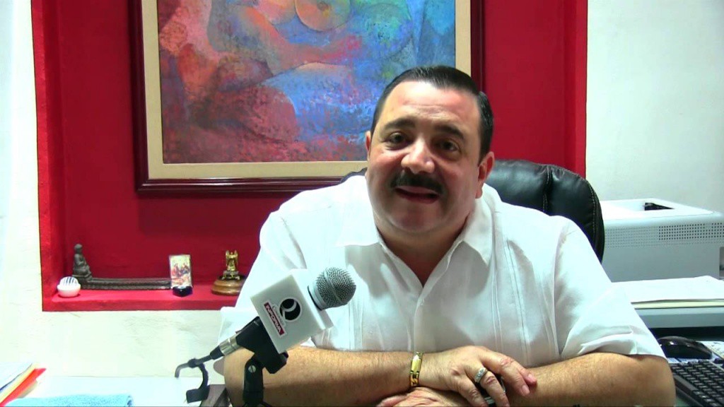 Reconocimiento póstumo a don Luis Alberto Rivas Aguilar Reconocimiento póstumo a don Luis Alberto Rivas Aguilar