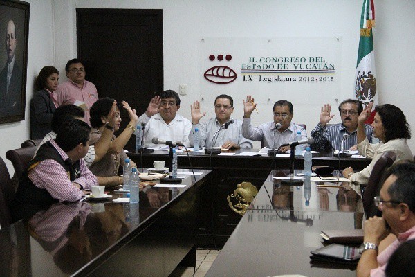 Aprueban en el Congreso del Estado a los recipiendarios de la Medalla de Honor y el Reconocimiento Aprueban en el Congreso del Estado a los recipiendarios de la Medalla de Honor y el Reconocimiento