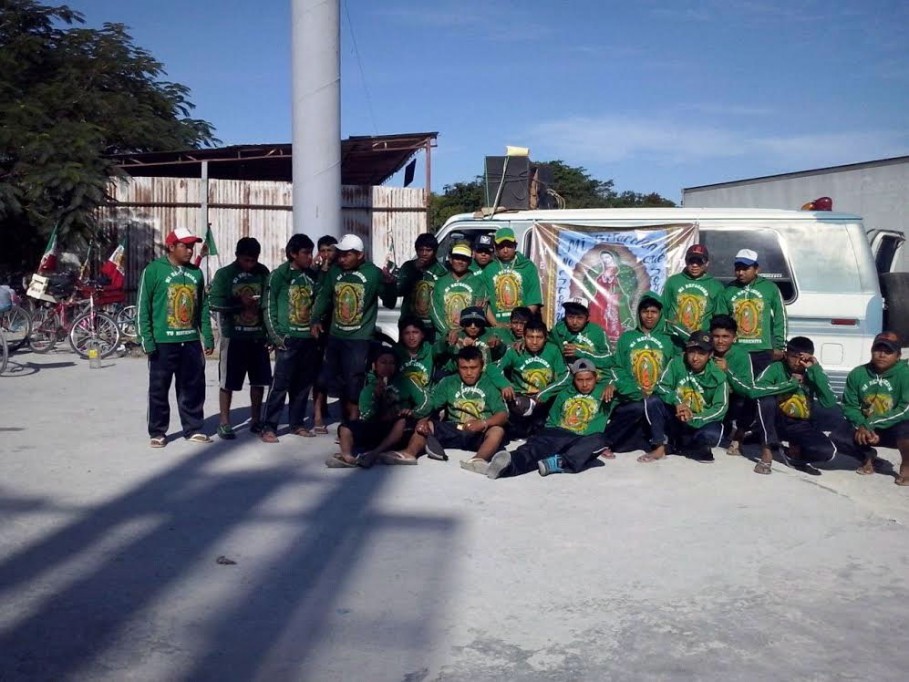 Yucatecos en bicicleta arriban a la Basílica de Guadalupe Yucatecos en bicicleta arriban a la Basílica de Guadalupe