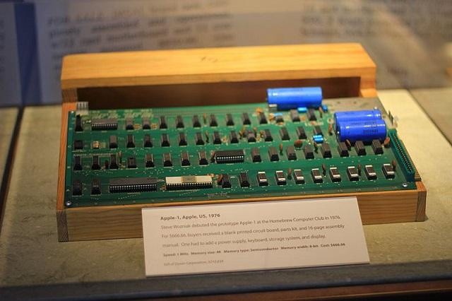 Se vende la computadora original de Apple 600 veces más de su precio original Se vende la computadora original de Apple 600 veces más de su precio original