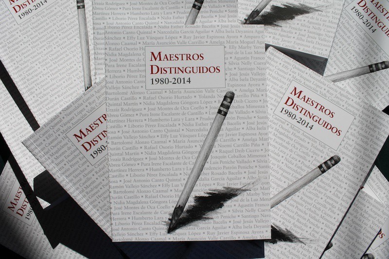 Presentan libro sobre los "Maestros distinguidos" Presentan libro sobre los "Maestros distinguidos"