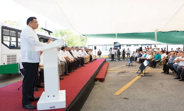 Concesionarios del transporte coinciden que es necesario un alza para poder dar un mejor servicio Concesionarios del transporte coinciden que es necesario un alza para poder dar un mejor servicio