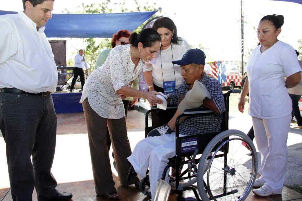 Más de mil adultos mayores participaron en la posada del DIF Mérida Más de mil adultos mayores participaron en la posada del DIF Mérida