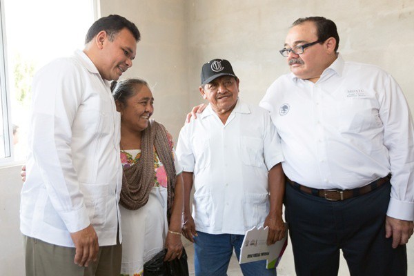En 2015 se duplicará el presupuesto para Yucatán en materia de vivienda: se ejercerán 300 millones En 2015 se duplicará el presupuesto para Yucatán en materia de vivienda: se ejercerán 300 millones