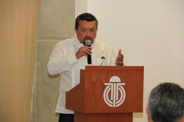 16,300 adultos yucatecos aprendieron a leer y escribir en el 2014 16,300 adultos yucatecos aprendieron a leer y escribir en el 2014