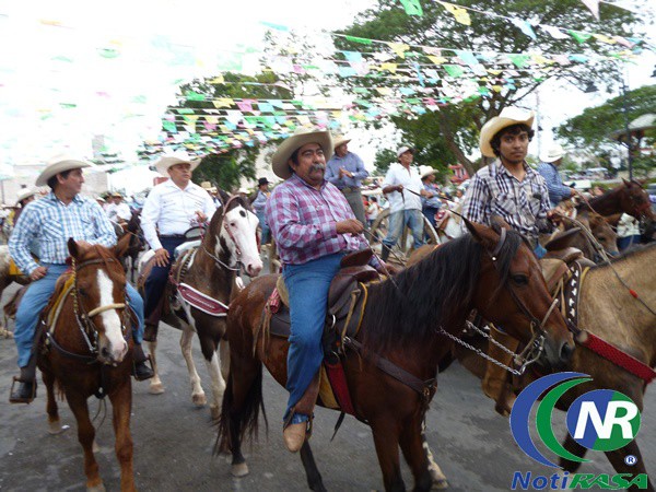 Tizimín reúne a más de mil cabalgantes de todo el país Tizimín reúne a más de mil cabalgantes de todo el país