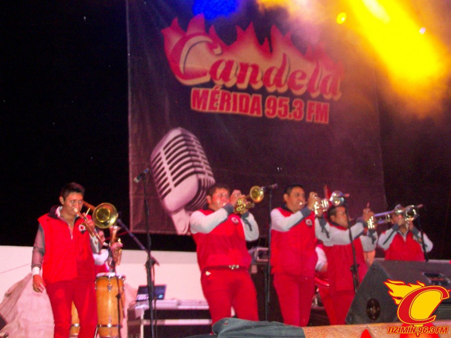 Candela prende la Feria de Tizimín 2015 Candela prende la Feria de Tizimín 2015