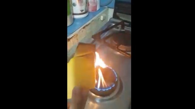 Denuncia en Facebook venta de queso de plástico Denuncia en Facebook venta de queso de plástico