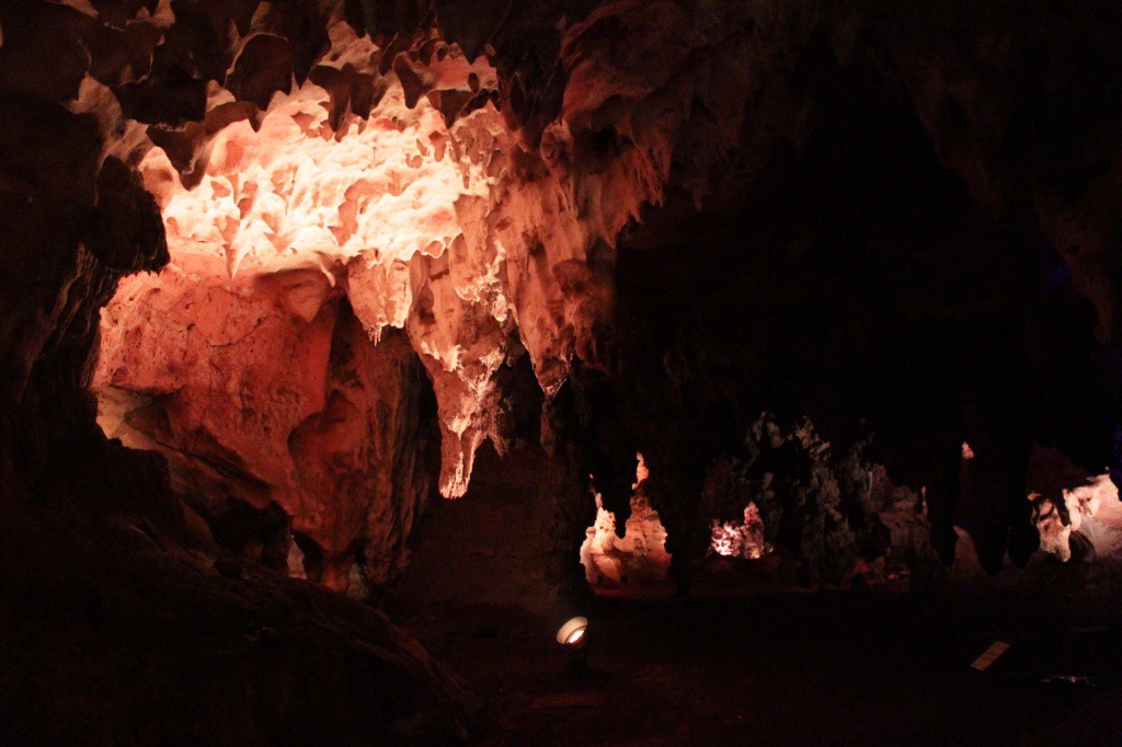 Cumple el Gobernador con la modernización de luz y sonido en Chichén Itzá y Loltún Cumple el Gobernador con la modernización de luz y sonido en Chichén Itzá y Loltún