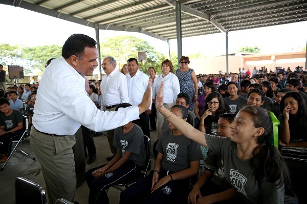 Yucatán ya cuenta con un servicio en línea para la impresión de certificados de primaria y secundaria Yucatán ya cuenta con un servicio en línea para la impresión de certificados de primaria y secundaria