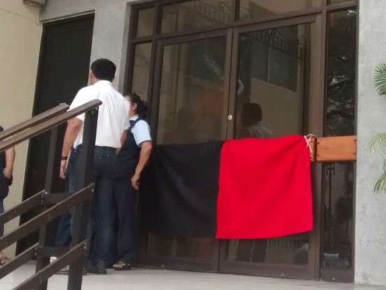 El pago a los trabajadores activos de la UADY está garantizado aseguran autoridades El pago a los trabajadores activos de la UADY está garantizado aseguran autoridades