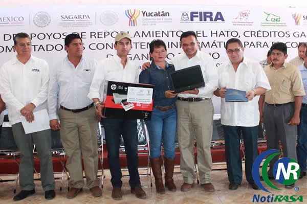 Entregan más de 47 millones de pesos en apoyos a productores del campo Entregan más de 47 millones de pesos en apoyos a productores del campo