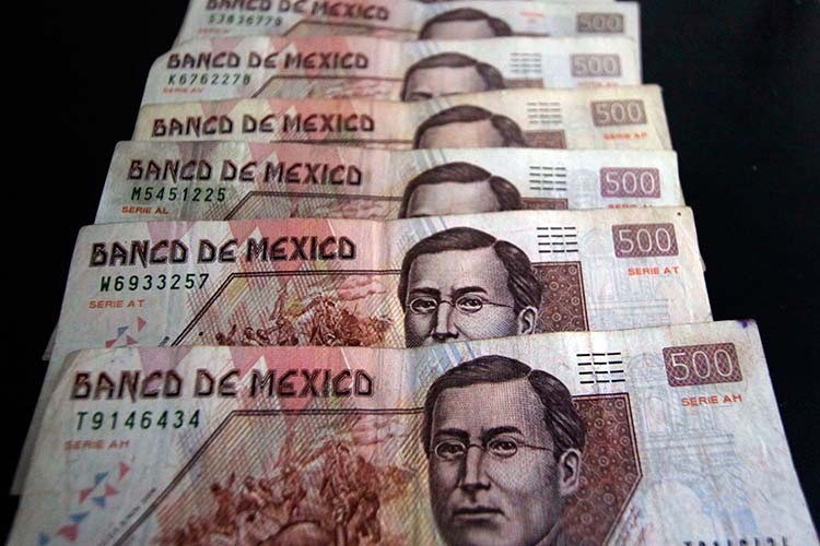 Lo timaron con casi 20 mil pesos Lo timaron con casi 20 mil pesos