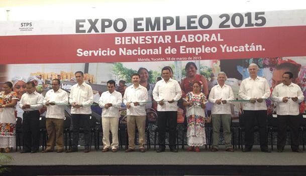 Con casi 2 mil vacantes se realizó la tercera feria nacional el empleo Con casi 2 mil vacantes se realizó la tercera feria nacional el empleo