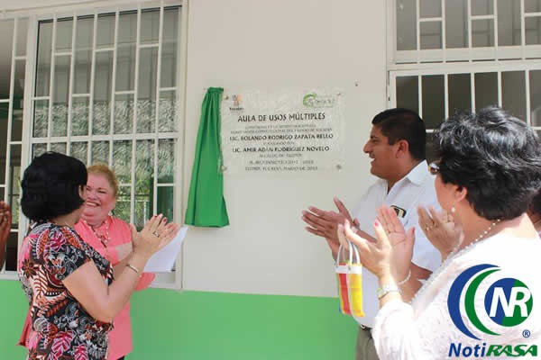 Comuna tizimileña apoya a tres escuelas Comuna tizimileña apoya a tres escuelas