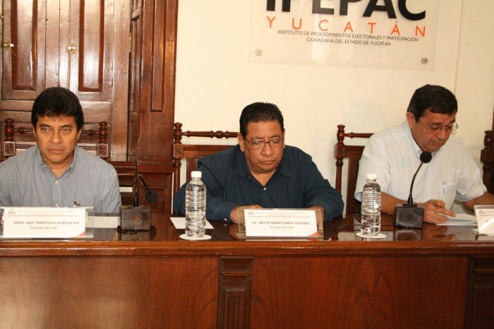 Magistrados del Tribunal Electoral explican polémica revocación Magistrados del Tribunal Electoral explican polémica revocación