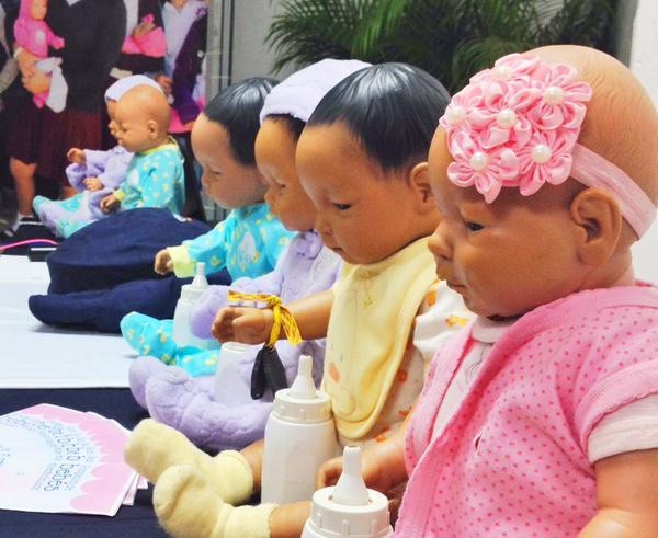 Más de 3 mil jóvenes han participado en el programa de bebes electrónicos Más de 3 mil jóvenes han participado en el programa de bebes electrónicos