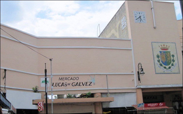 Se realizan trabajos mínimos durante el día en el mercado Lucas de Gálvez Se realizan trabajos mínimos durante el día en el mercado Lucas de Gálvez