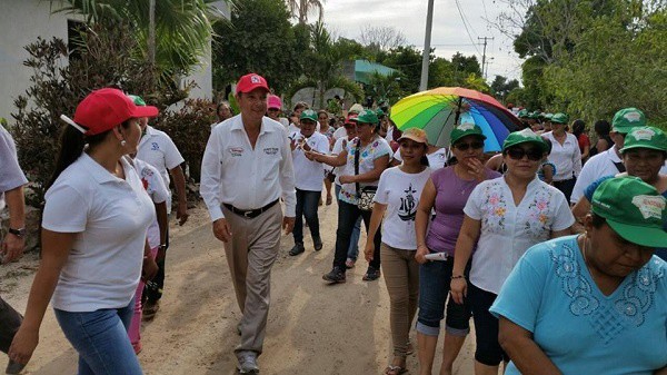 Jorge Vales se compromete a mejorar servicios de salud en Tizimín Jorge Vales se compromete a mejorar servicios de salud en Tizimín