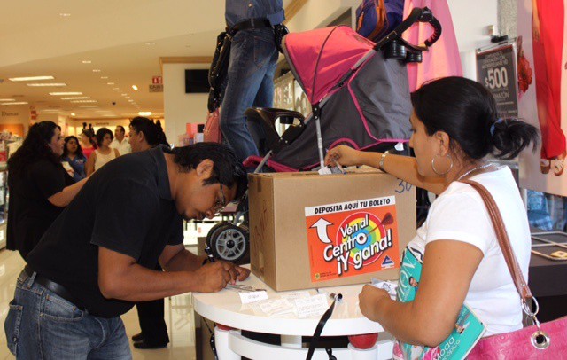 En la primera semana del "Programa Ven al Centro y Gana" se registraron más de mil establecimientos En la primera semana del "Programa Ven al Centro y Gana" se registraron más de mil establecimientos
