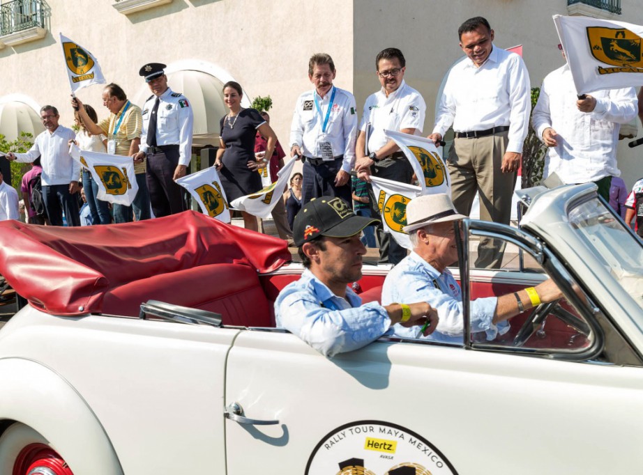 110 automóviles clásicos recorren la península yucateca 110 automóviles clásicos recorren la península yucateca