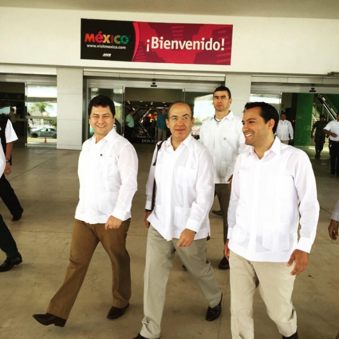 PRI representa corrupción y la izquierda demuestra falta de aprecio al orden: Felipe Calderón PRI representa corrupción y la izquierda demuestra falta de aprecio al orden: Felipe Calderón