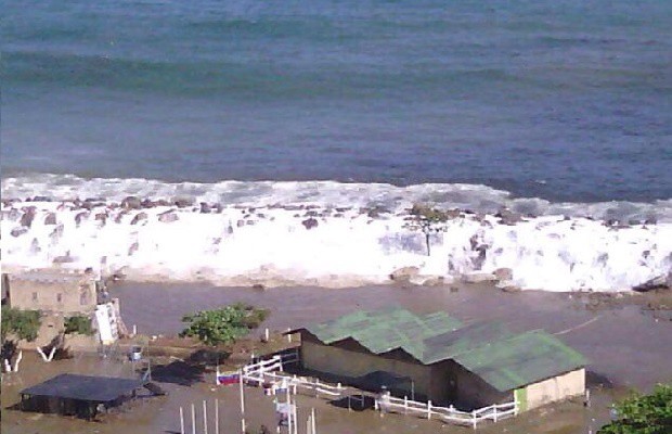 Fenómeno de mar de fondo, originado por tormentas en el Pacífico Fenómeno de mar de fondo, originado por tormentas en el Pacífico