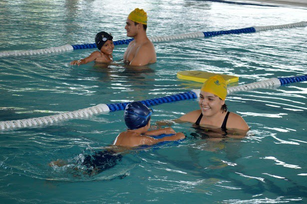 Una vez a la semana el Centro Acuático Municipal permitirá hacer uso de la piscina al público en general Una vez a la semana el Centro Acuático Municipal permitirá hacer uso de la piscina al público en general