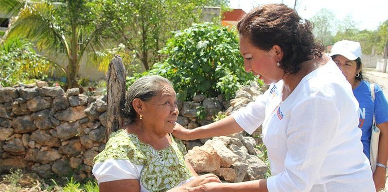 Bertha Trejo presenta proyecto “Playa para ti” Bertha Trejo presenta proyecto “Playa para ti”