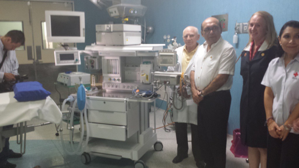 El centro anticanceroso de la cruz roja tiene una nueva máquina de anestesia El centro anticanceroso de la cruz roja tiene una nueva máquina de anestesia