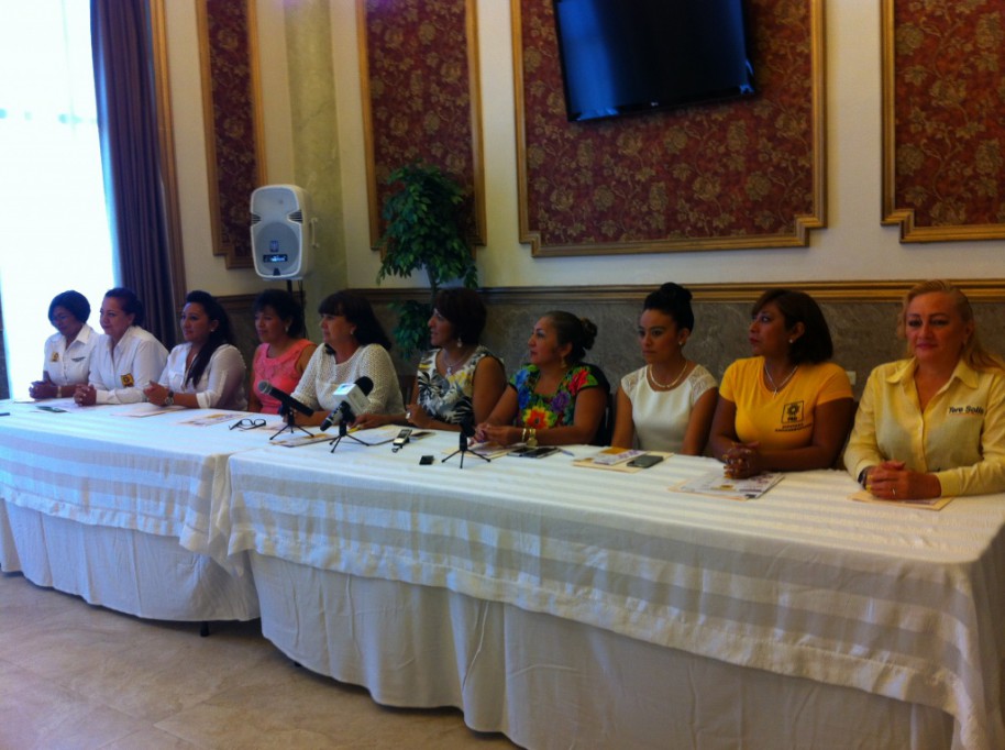 Candidatas del PRD impulsarán agenda en favor de las mujeres Candidatas del PRD impulsarán agenda en favor de las mujeres