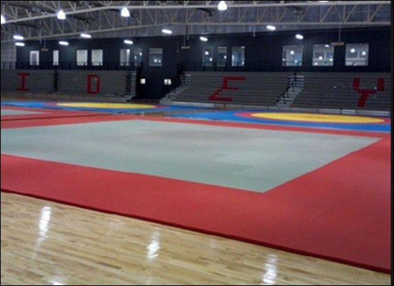 Inauguran en complejo deportivo "Kukulcán" un nuevo gimnasio Inauguran en complejo deportivo "Kukulcán" un nuevo gimnasio