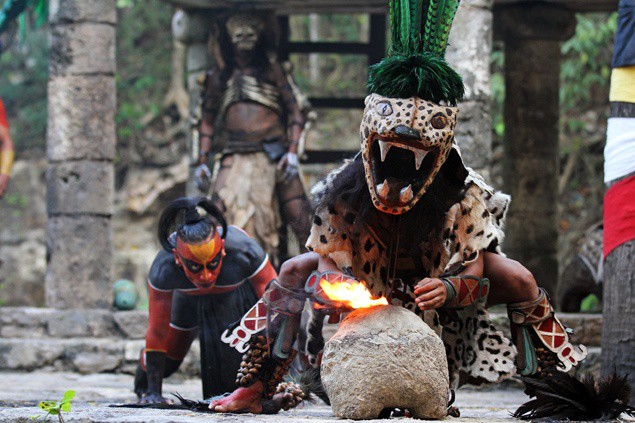 Rituales mayas se han desvirtuado y vueltos cada día más violentos Rituales mayas se han desvirtuado y vueltos cada día más violentos