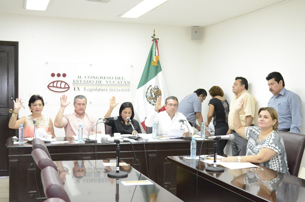 Aprueban convocatoria para elegir titular de la CODHEY Aprueban convocatoria para elegir titular de la CODHEY