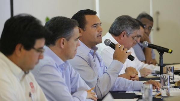 Servicios básicos en la ciudad seguros a pesar del embargo Servicios básicos en la ciudad seguros a pesar del embargo