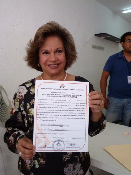 Candidata electa del X Distrito Local recibe constancia de mayoría Candidata electa del X Distrito Local recibe constancia de mayoría