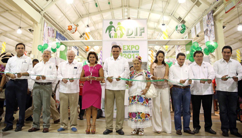 Inauguran la Expo Adulto Mayor 2013 Inauguran la Expo Adulto Mayor 2013