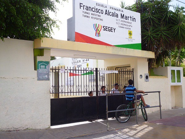 Suspenderían a maestro de educación física de Tizimín por agresión a un alumno Suspenderían a maestro de educación física de Tizimín por agresión a un alumno