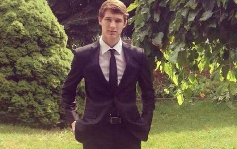 En facebook circula el caso de un joven a quien mataron por querer recuperar su celular En facebook circula el caso de un joven a quien mataron por querer recuperar su celular